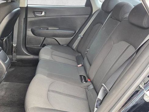 Used 2018 Kia Optima LX w/ 17" Alloy Wheels Package image 18