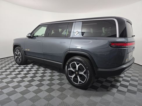 Used 2024 Rivian R1S Adventure AWD/4WD image 3