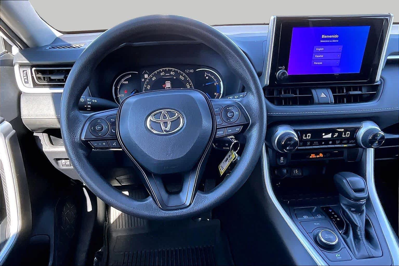 Certified 2024 Toyota RAV4 LE AWD/4WD image 5