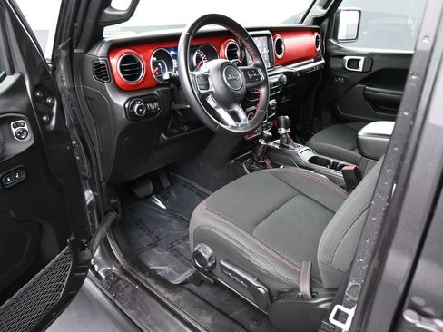 Used 2022 Jeep Wrangler Unlimited Rubicon AWD/4WD image 2