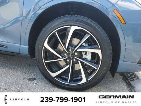 New 2024 Lincoln Corsair Grand Touring w/ Equipment Group 301A image 5