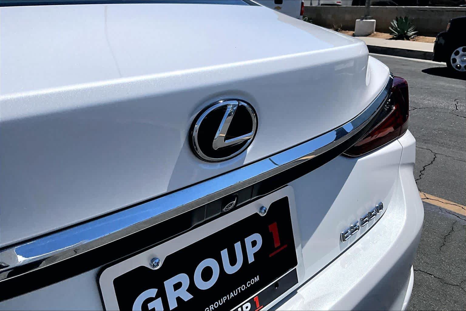 Used 2021 Lexus ES 350 w/ Accessory Package FWD image 30