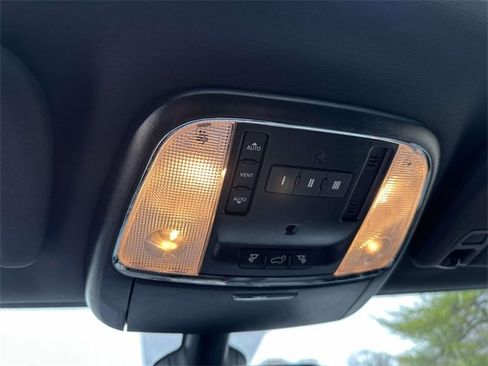 Certified 2019 Jeep Grand Cherokee Limited image 39