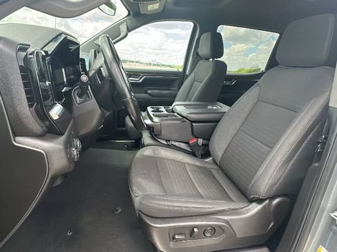 Used 2024 Chevrolet Silverado 1500 LT w/ Protection Package RWD image 4