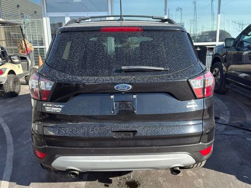 Used 2018 Ford Escape SEL image 4