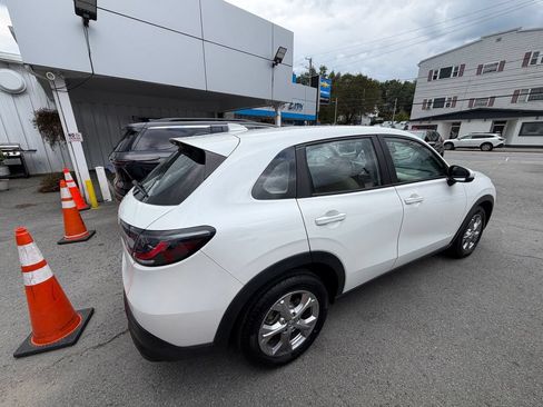 Used 2024 Honda HR-V LX image 6