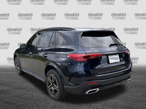 Used 2024 Mercedes-Benz GLC 300 4MATIC w/ AMG Line image 8