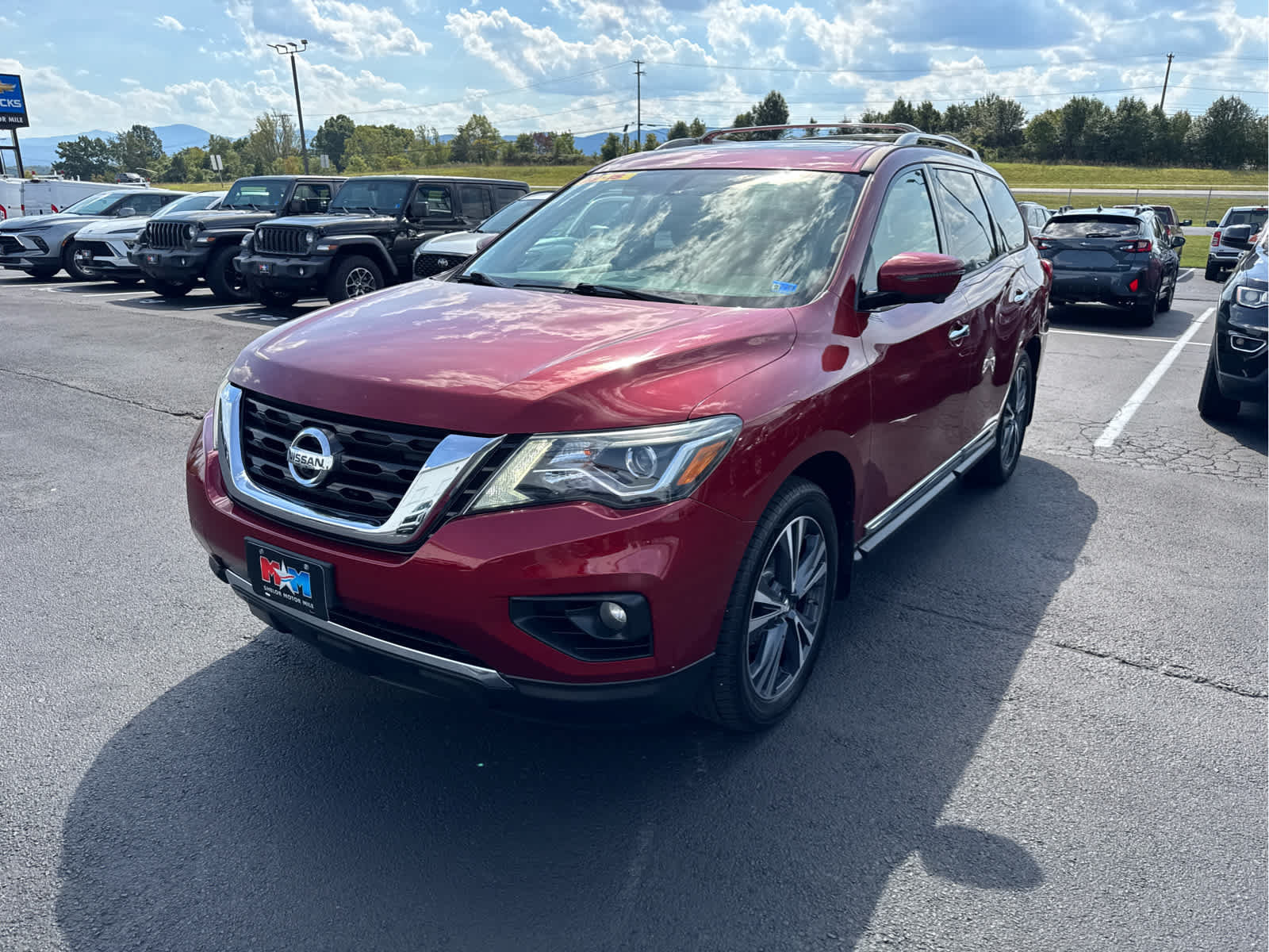 Used 2019 Nissan Pathfinder Platinum AWD/4WD image 15