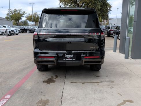 Used 2025 INFINITI QX80 Autograph w/ Autograph Exterior Package image 9
