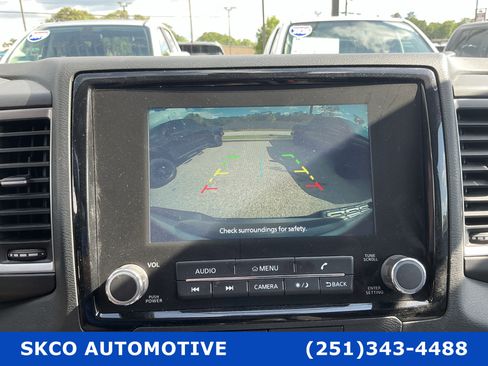 Used 2022 Nissan Frontier SV AWD/4WD image 17