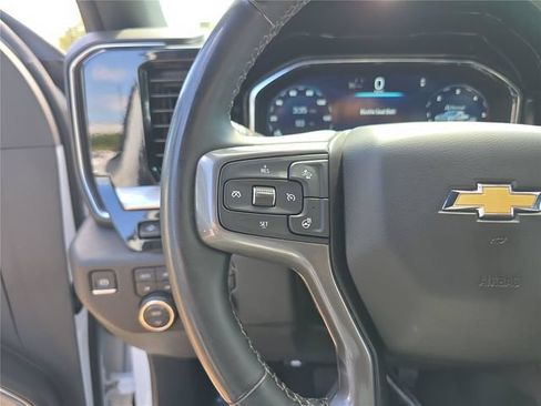 Used 2024 Chevrolet Silverado 2500 High Country w/ Technology Package AWD/4WD image 33