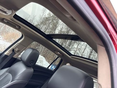 Used 2018 Buick Envision Essence image 29