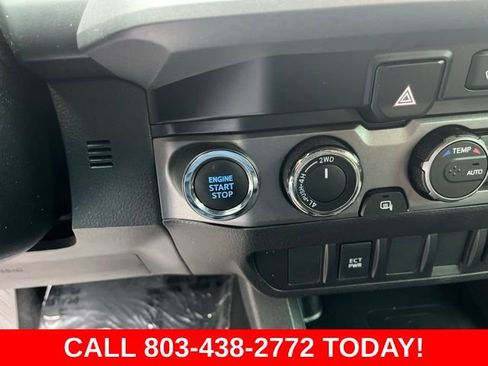 Used 2022 Toyota Tacoma TRD Sport w/ TRD Premium Sport Package AWD/4WD image 21