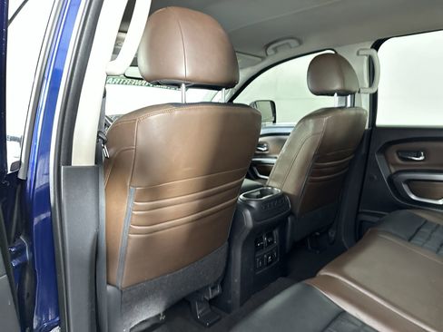 Used 2017 Nissan Titan Platinum Reserve image 28