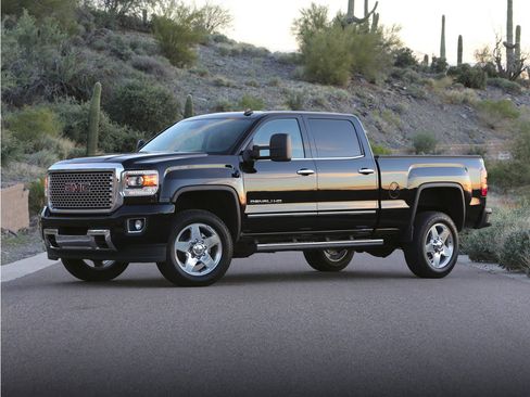 Used 2019 GMC Sierra 2500 Denali w/ Duramax Plus Package AWD/4WD image 1