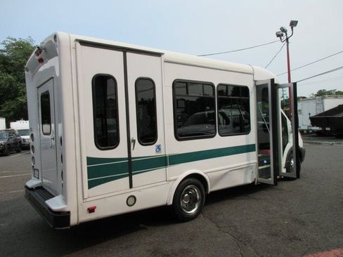 Used 2018 Ford Transit 350 138 DRW w/ Shuttle Bus Prep Package RWD image 4