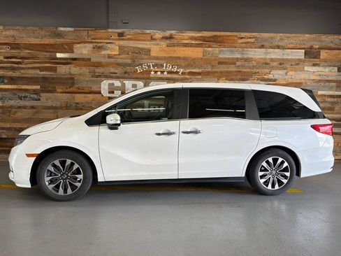 Used 2023 Honda Odyssey EX-L image 11