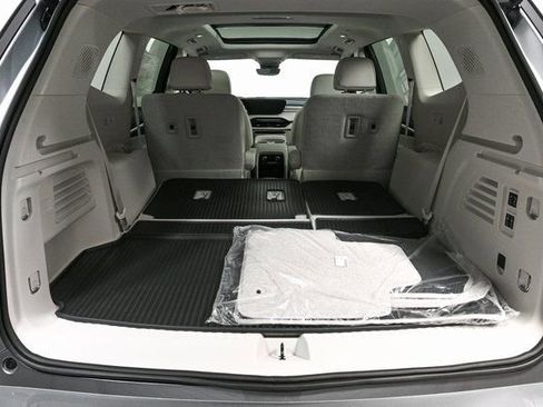 New 2026 Buick Enclave Avenir w/ Super Cruise Package image 30