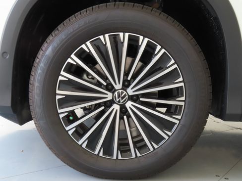 New 2025 Volkswagen Tiguan S image 26