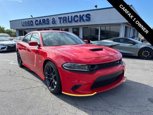 Used 2022 Dodge Charger Scat Pack w/ Navigation & Travel Group RWD image 1