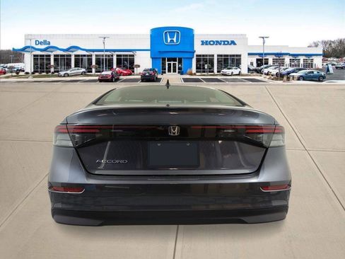 New 2026 Honda Accord SE image 3