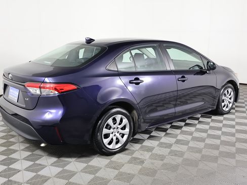 Used 2024 Toyota Corolla LE image 6