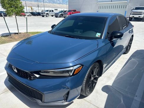 Used 2025 Honda Civic Sport image 1