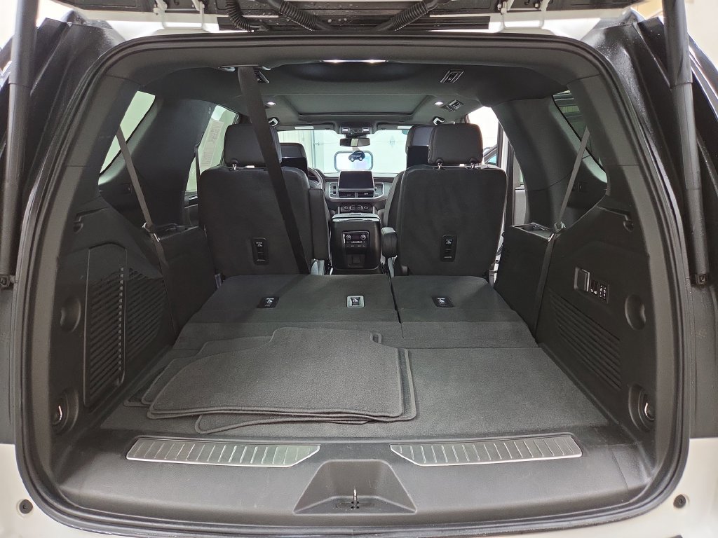 Certified 2024 Chevrolet Tahoe RST w/ Luxury Package AWD/4WD image 9