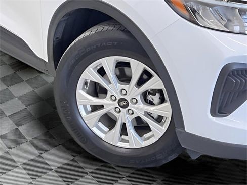 Used 2023 Ford Escape Active image 28