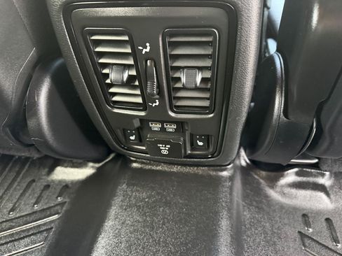 Used 2021 Dodge Durango GT AWD/4WD image 13