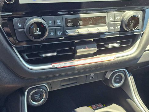 Used 2026 Toyota Grand Highlander FWD image 30