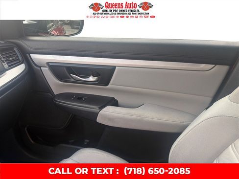 Used 2020 Honda CR-V LX image 21