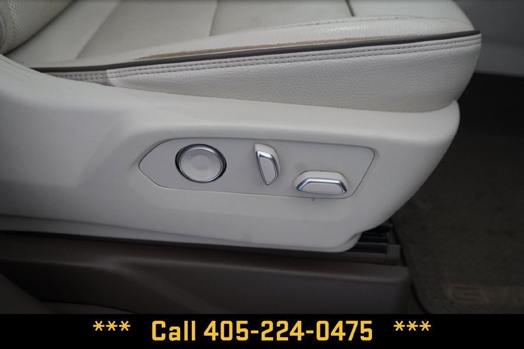 Used 2021 GMC Yukon Denali w/ Denali Premium Package AWD/4WD image 24