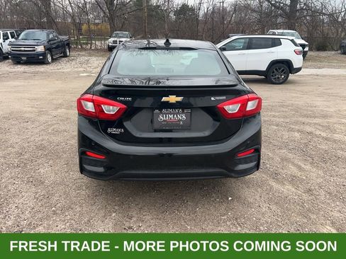 Used 2016 Chevrolet Cruze Premier image 3