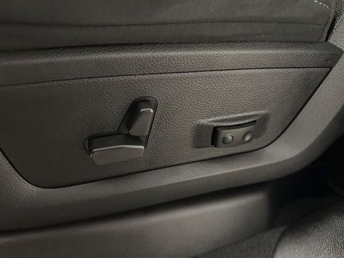 Used 2024 RAM 2500 Big Horn w/ Off Road Package image 8