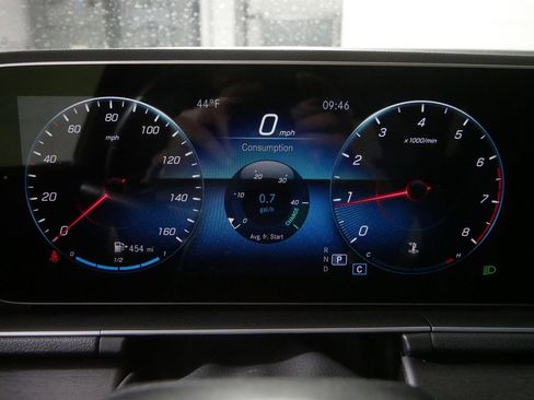 Used 2022 Mercedes-Benz GLE 350 4MATIC image 32