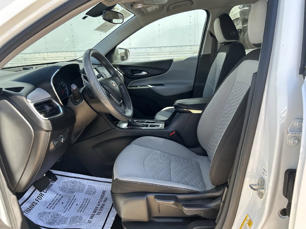Certified 2018 Chevrolet Equinox LS FWD image 23
