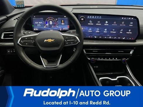 Used 2026 Chevrolet Traverse LT w/ Driver Confidence Package image 16