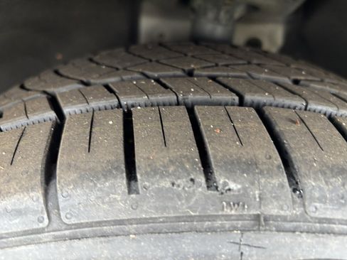 Used 2021 Honda Accord EX-L image 12