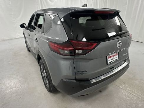 Certified 2021 Nissan Rogue SV image 5
