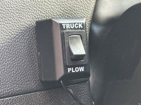 Used 2023 Chevrolet Silverado 2500 High Country w/ Safety Package II AWD/4WD image 26