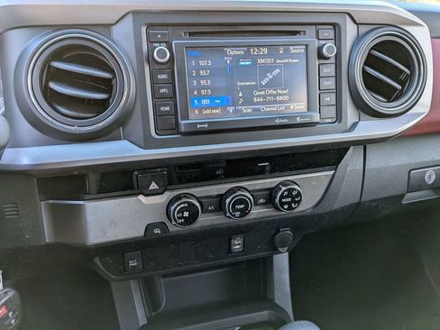 Used 2017 Toyota Tacoma SR5 image 23