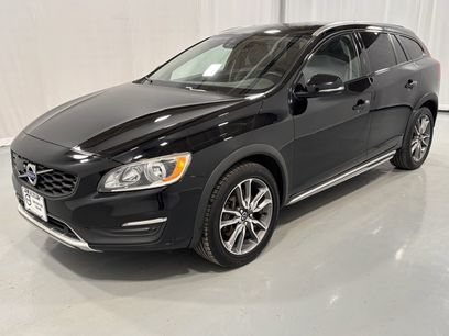 Used 2016 Volvo V60 T5 Cross Country w/ Convenience Package