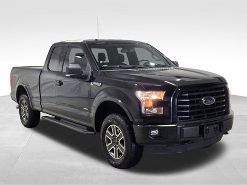 Used 2015 Ford F150 XLT w/ Equipment Group 301A Mid image 14