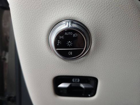 Certified 2023 Mercedes-Benz GLC 300 4MATIC image 9