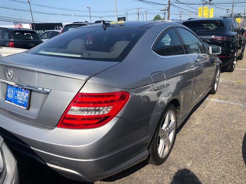 Used 2012 Mercedes-Benz C 250 Coupe image 4