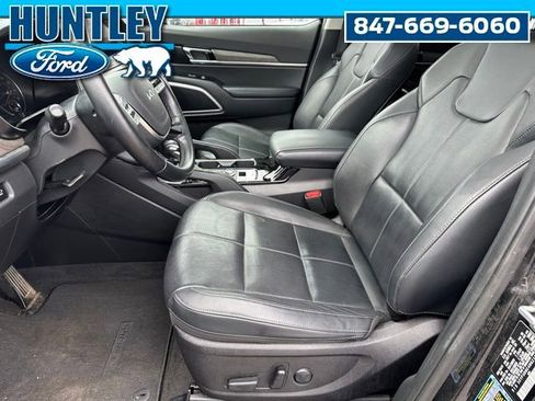 Used 2022 Kia Telluride EX w/ EX Premium Package image 21