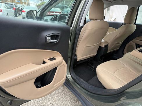 Used 2018 Jeep Compass Sport image 8