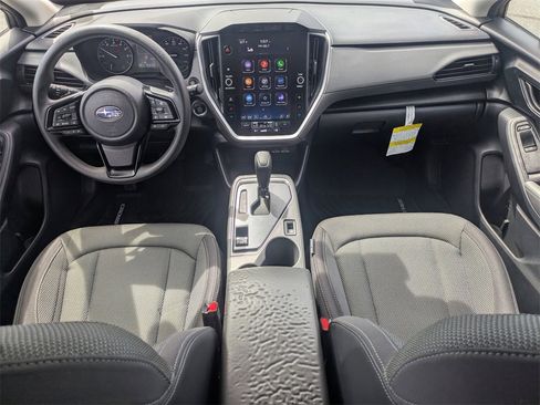 Used 2024 Subaru Crosstrek 2.0i Premium image 2