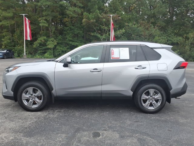 Used 2024 Toyota RAV4 XLE w/ Convenience Package FWD image 3